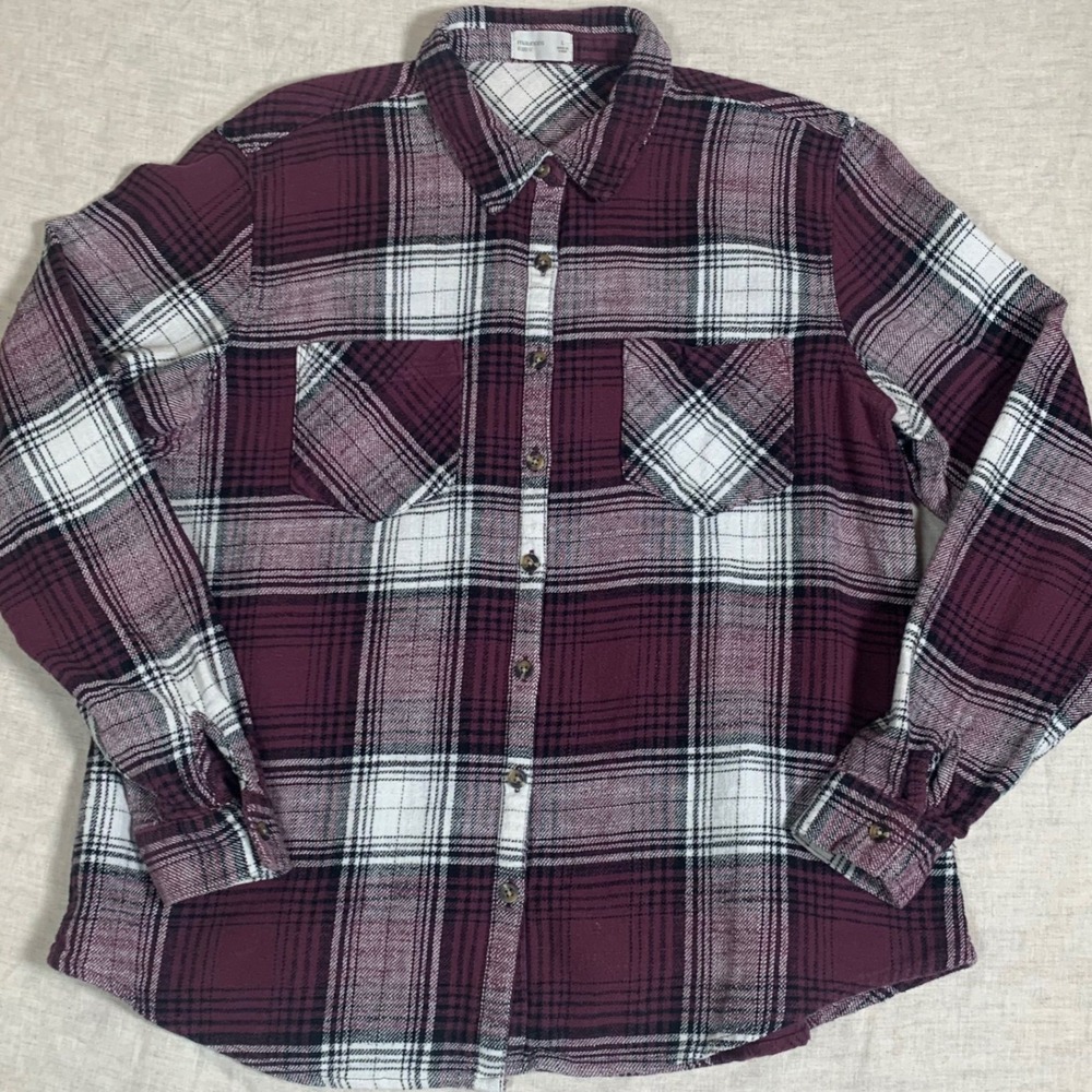 Maurices Flannel Button Down Women Large Burgundy Plaid Excellent Relaxed Fit - Picture 4 of 9